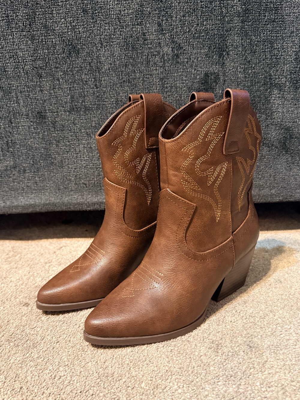 Soda Blazing S Brown PU Ankle Cowboy Pointed Toe Boots Size 5.5